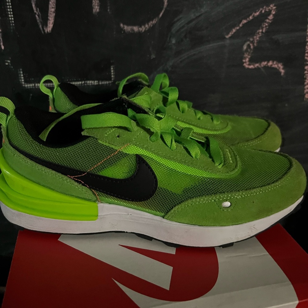 Nike waffle sneakers kids size 3